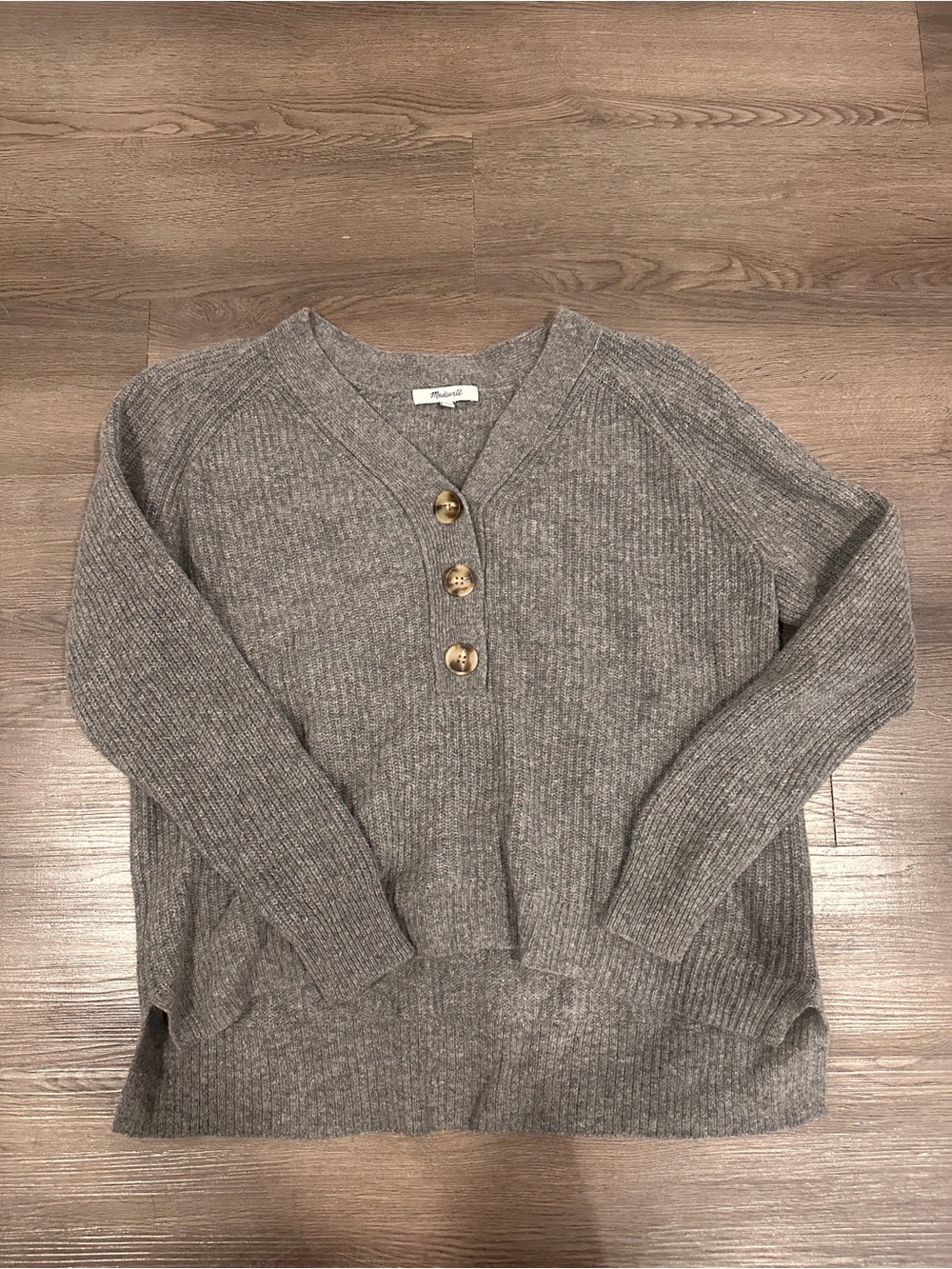 Madewell wool blend Cozy V-Neck Button Front Sweater - Gray
